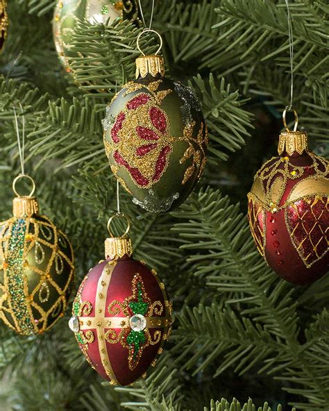 christmas tree small ornaments